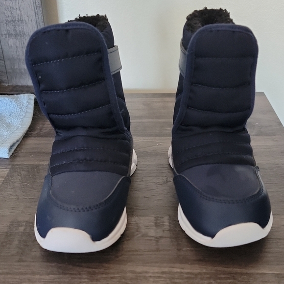 Puma Kids Navy Winter Boots - Picture 1 of 6